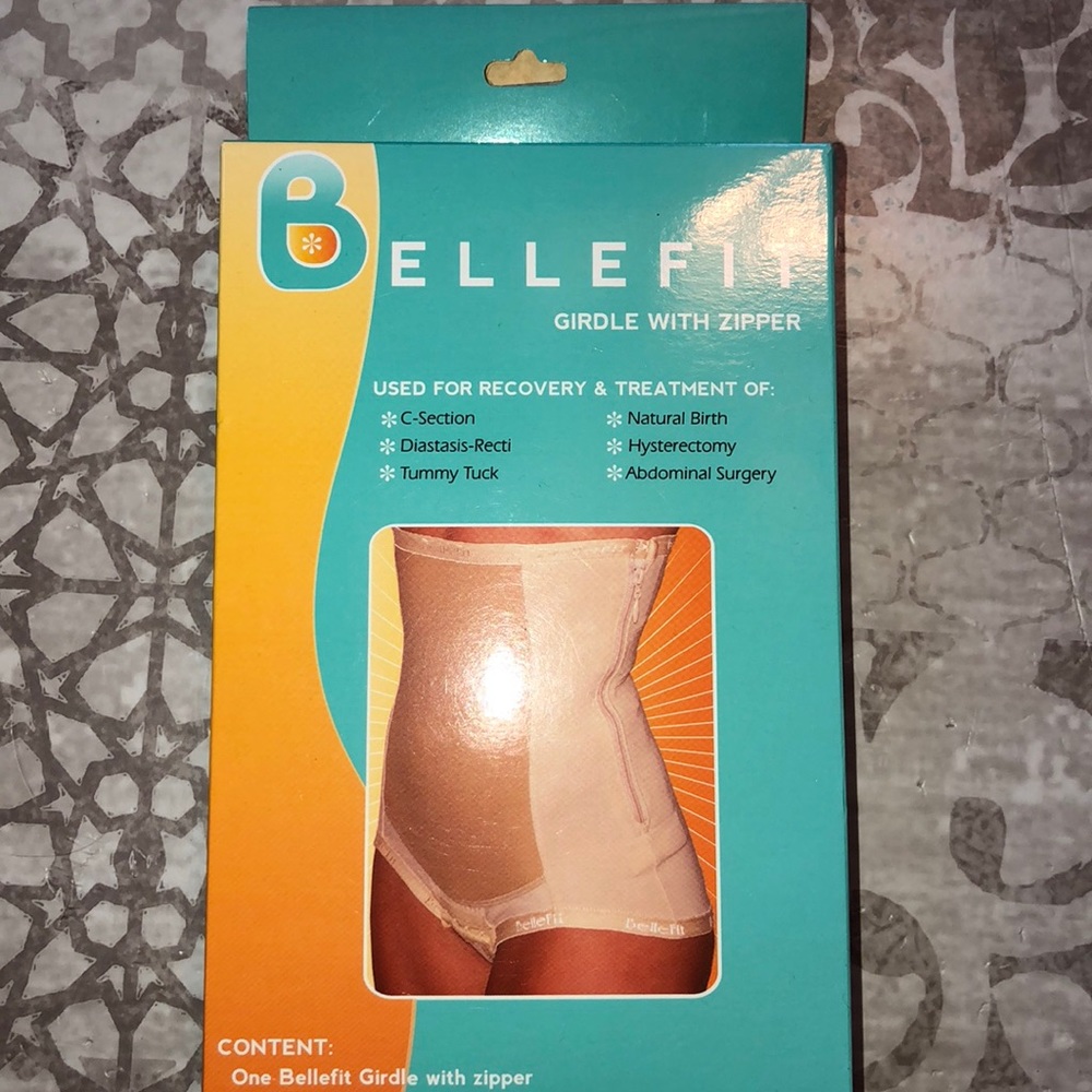 NWT zippered girdle by Bellefit sz XS